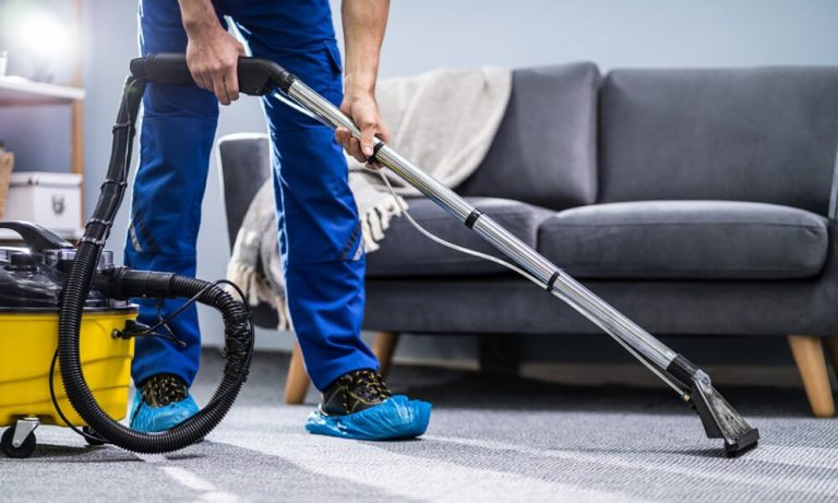 Mastering the Art of Carpet Cleaning: Professional Tools at Your Fingertips Carpet Cleaning:
